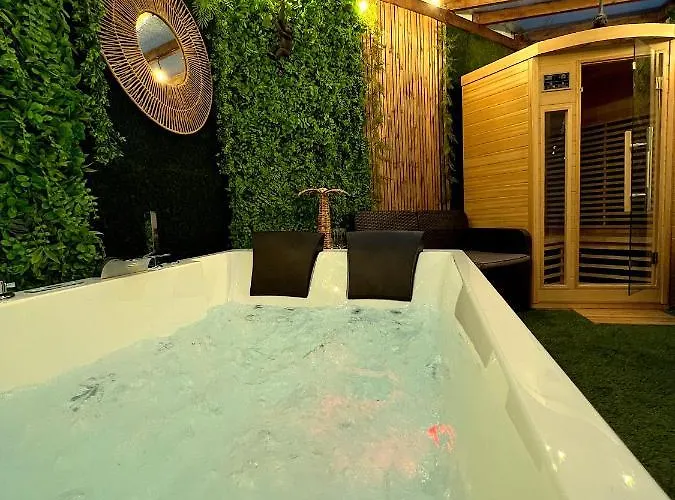 Spa De Charme 6 Pers Avec Jacuzzi & Sauna Privatifs Au Coeur De Ville - Esprit Coco