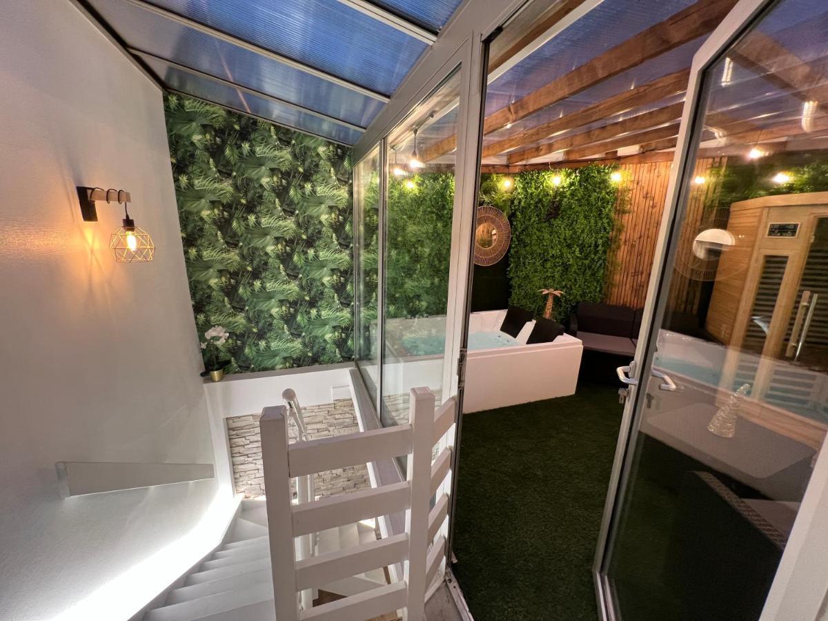 De Charme 6 Pers Avec Jacuzzi & Sauna Privatifs Au Coeur De - Esprit Coco Apartment *